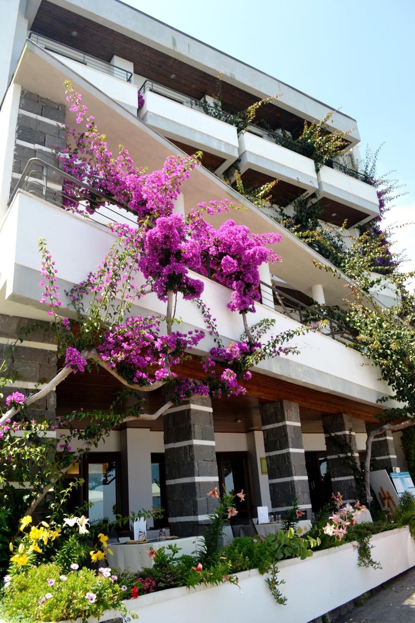 Cala Luna 3*