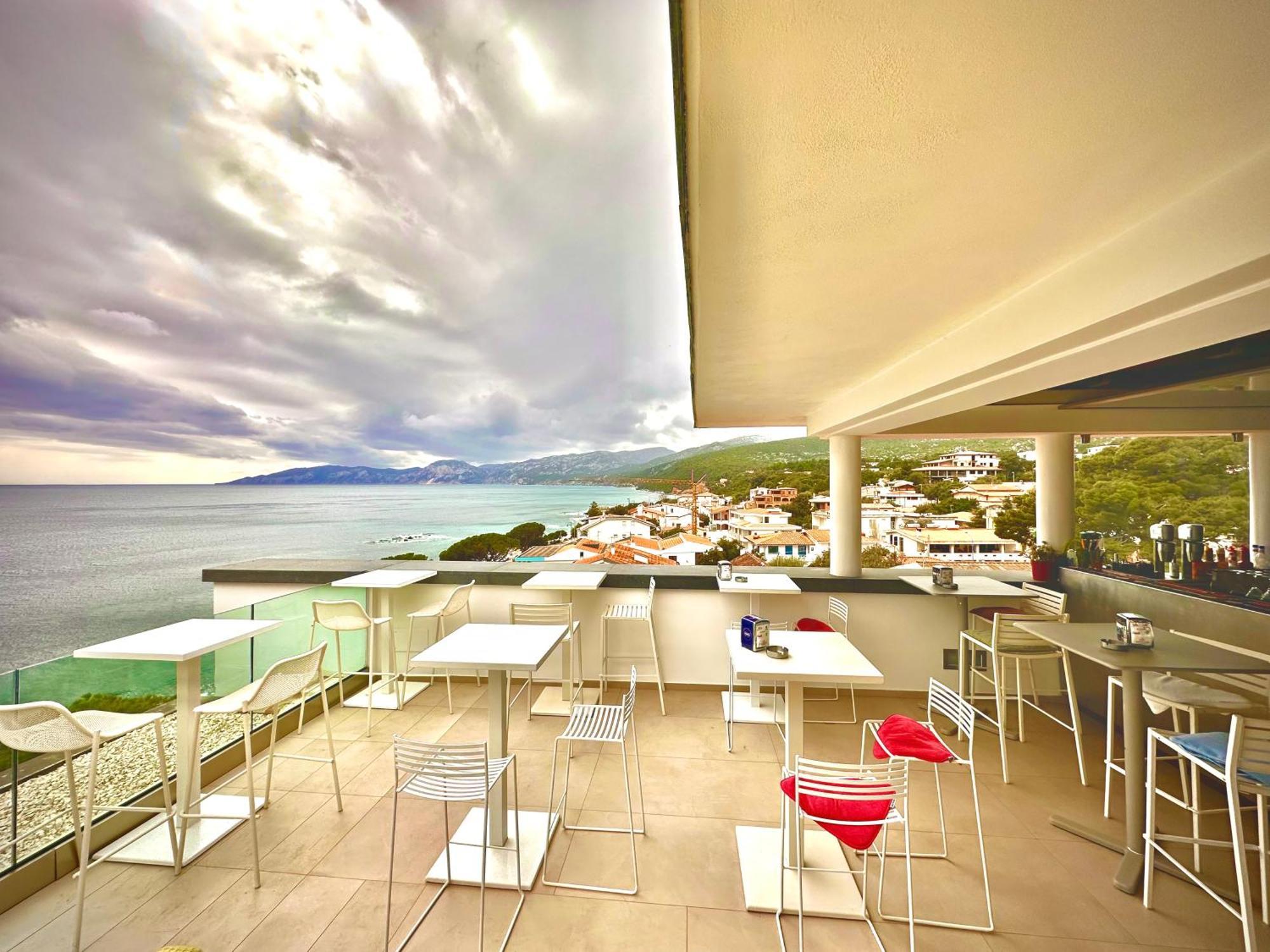 Cala Luna 3*