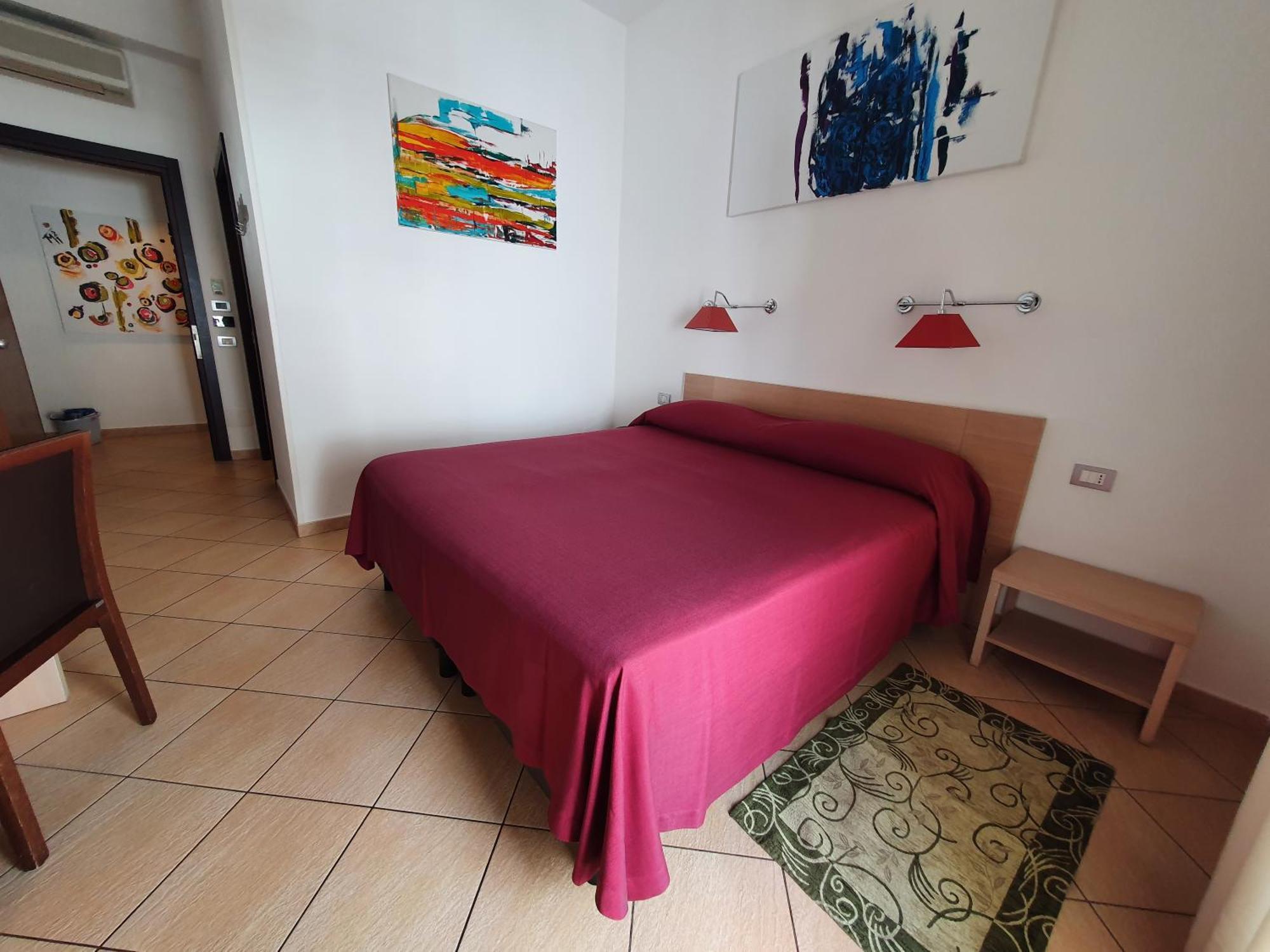 Hotel Cala Luna 3*