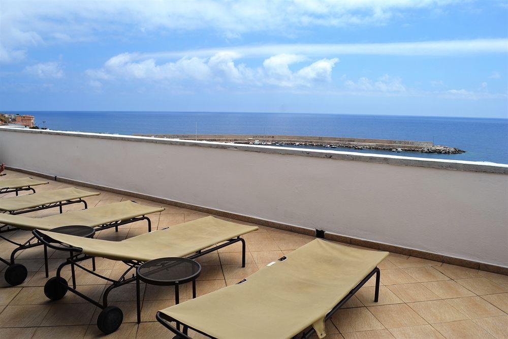 Hotel Cala Luna 3*