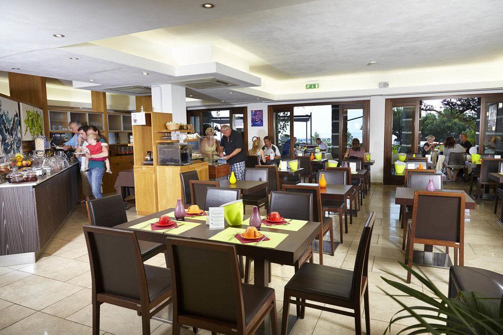 Hotel Cala Luna