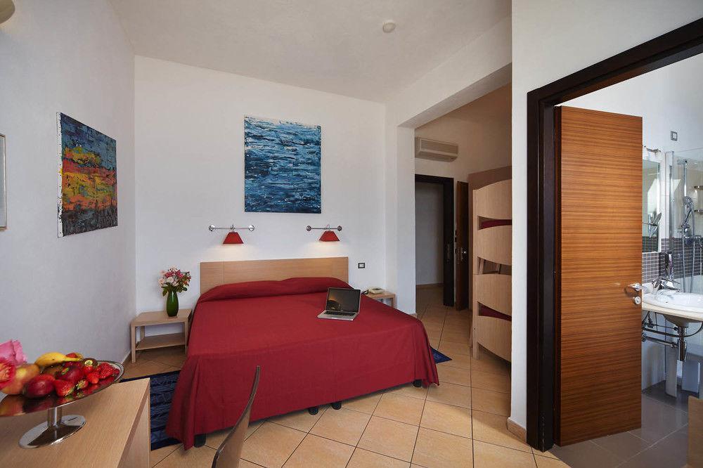 Hotel Cala Luna